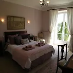Château Du Bourbet Couette-café 3*