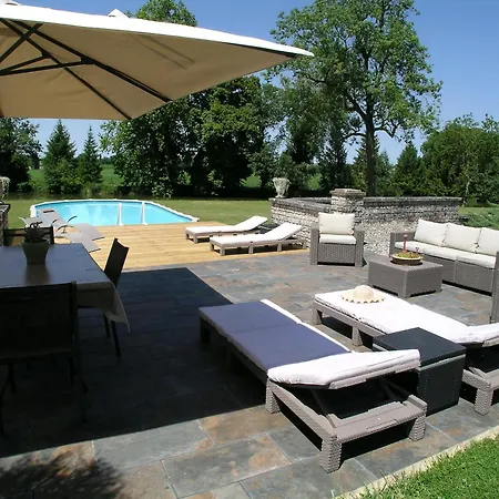 Chateau Du Bourbet Panzió 3*