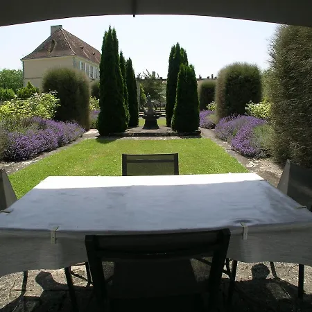 Chateau Du Bourbet 3*
