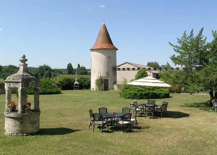 Alojamento de Acomodação e Pequeno-almoço Château Du Bourbet Cherval