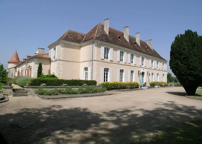 Alojamento de Acomodação e Pequeno-almoço Château Du Bourbet Cherval